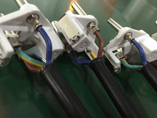 3 دبوس سلك الطاقة ماكينة كهربائية المكونات السيارات كابل العقص آلة